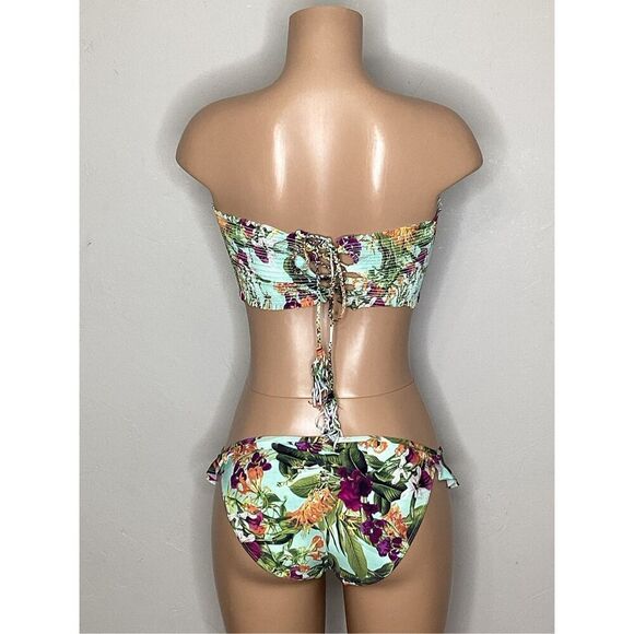 New. PQ floral bikini set. Size small. Retails $148 - Picture 13 of 14